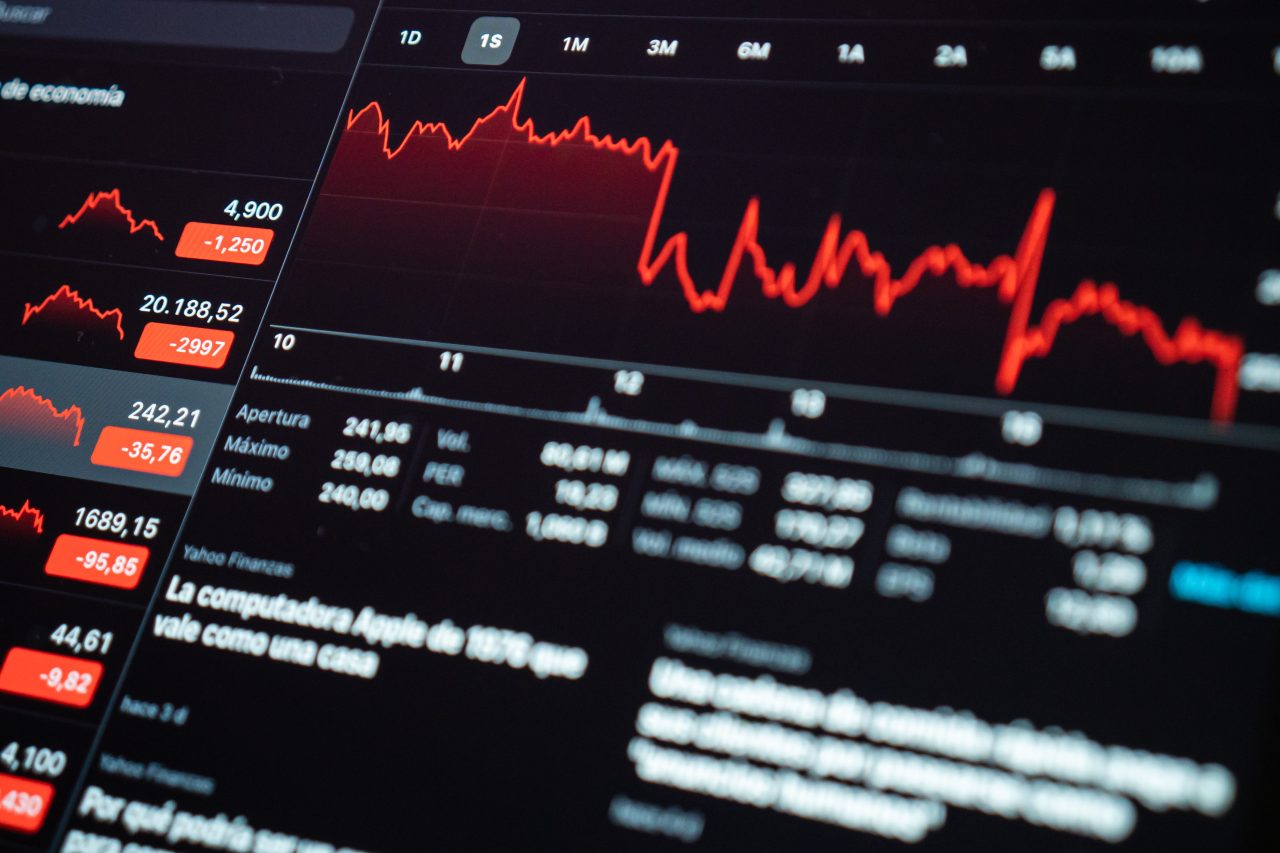 https://finandlaw.co.tz/wp-content/uploads/2025/09/screen-showing-data-about-financial-crisis-because-coronavirus-1280x853.jpg